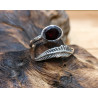 ANELLO REGOLABILE CON FOGLIA E GRANATO IN ARGENTO
