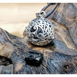 COLLANA APRIBILE A SFERA CON TRISCELE IN ARGENTO 925