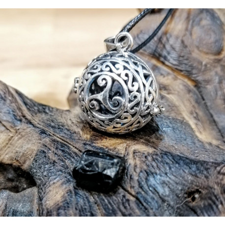 COLLANA APRIBILE A SFERA CON TRISCELE