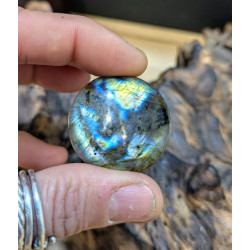 CABOCHON TONDO LABRADORITE
