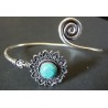 BRACCIALE CON FIORE IN OTTONEARGENTATO E PASTA DI TURCHESE